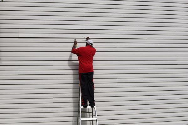 Loose Siding Repair in Lancaster